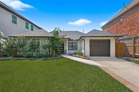 5121 Locust Street Bellaire TX 77401