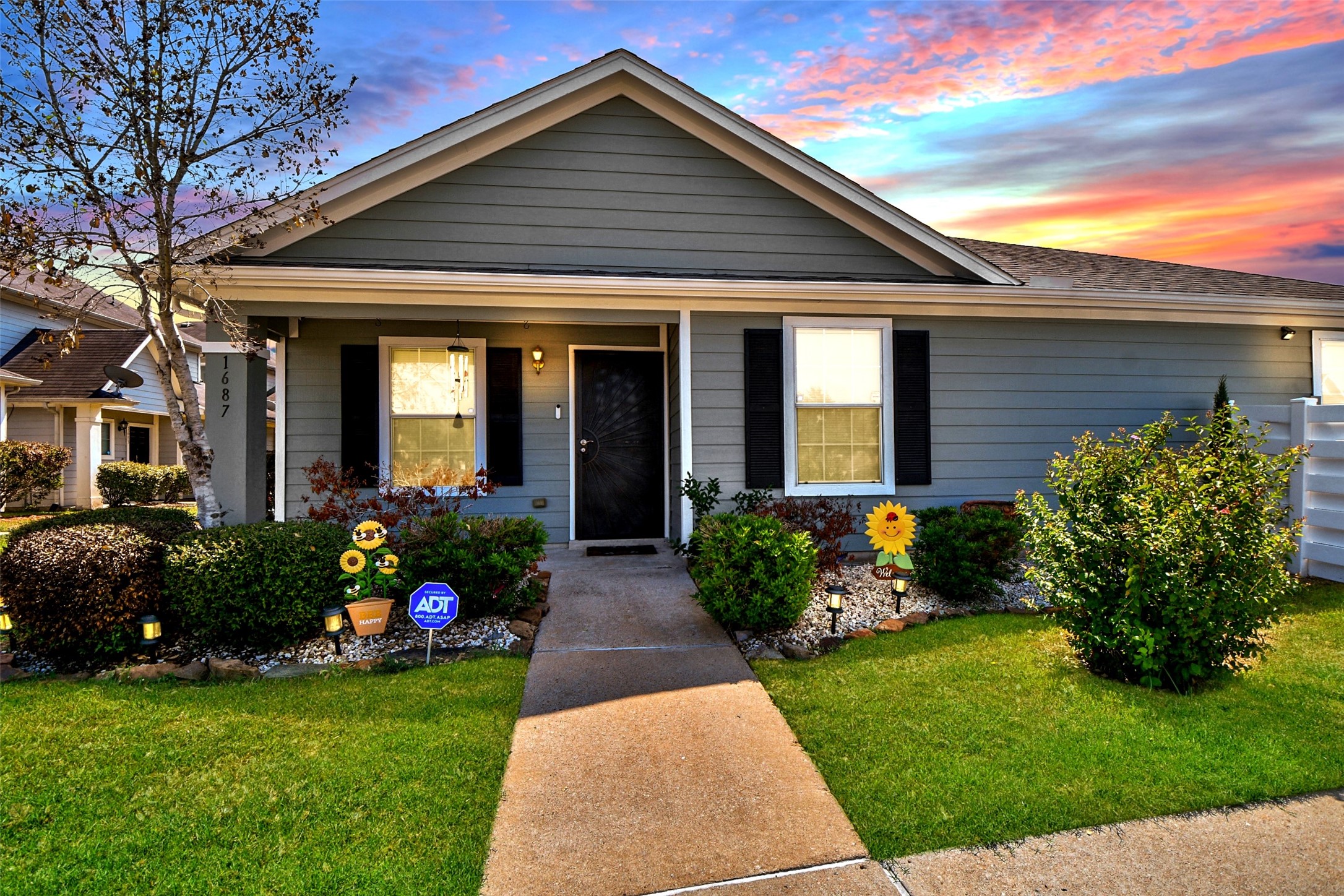 1687 Nichole Woods Drive Houston TX 77047