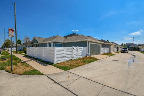 1687 Nichole Woods Drive Houston TX 77047