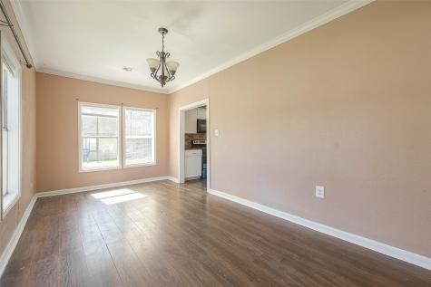 138 N Mattson Street West Columbia TX 77486