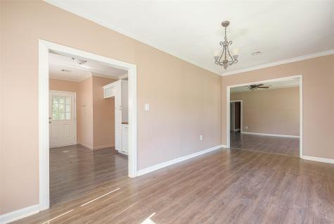 138 N Mattson Street West Columbia TX 77486