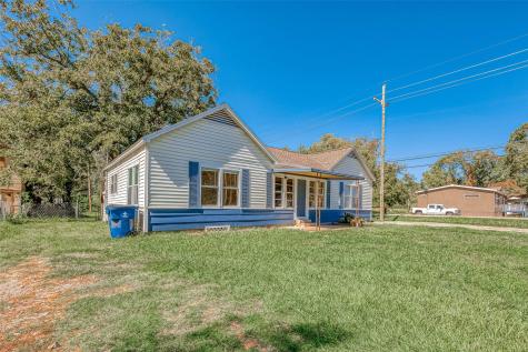138 N Mattson Street West Columbia TX 77486