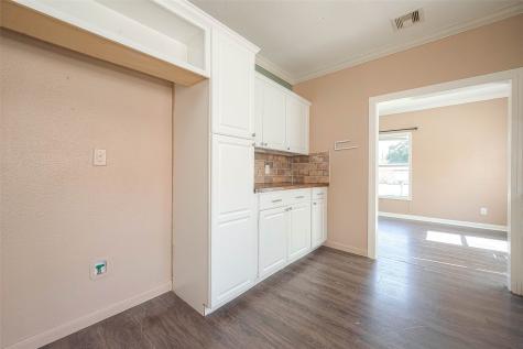 138 N Mattson Street West Columbia TX 77486