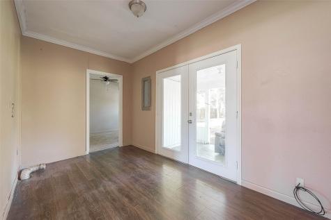138 N Mattson Street West Columbia TX 77486