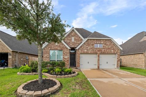 13806 Wood Shadow Lane Pearland TX 77584