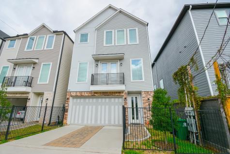 2607 Dennis Street Houston TX 77004