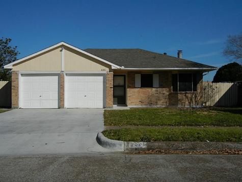 4301 Fairwood Street Pasadena TX 77505