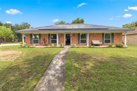 5842 Silver Forest Drive Houston TX 77092