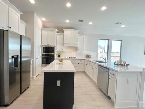 8711 Harbor Pines Drive Cypress TX 77433