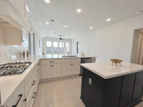 8711 Harbor Pines Drive Cypress TX 77433