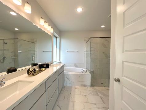 8711 Harbor Pines Drive Cypress TX 77433