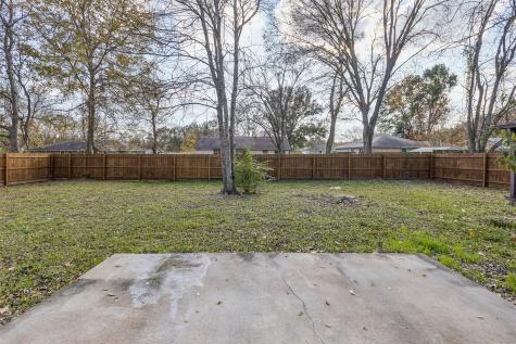 114 Leigh Anne Street Huntsville TX 77320