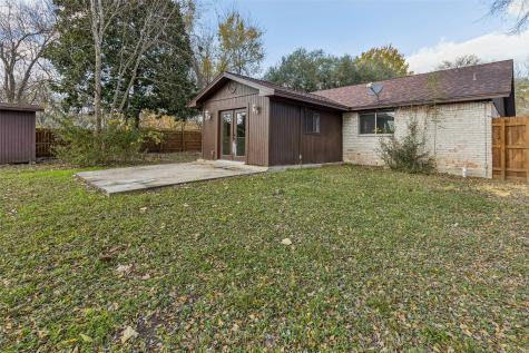 114 Leigh Anne Street Huntsville TX 77320