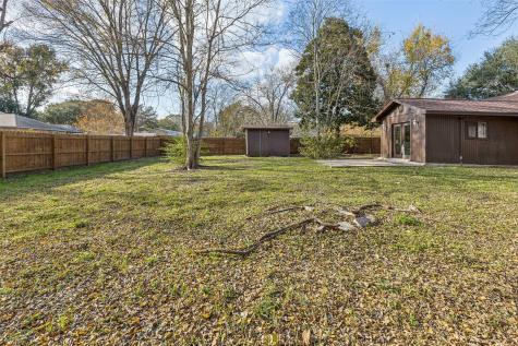 114 Leigh Anne Street Huntsville TX 77320