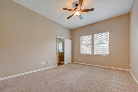 1813 Castle Oaks Drive Pearland TX 77581