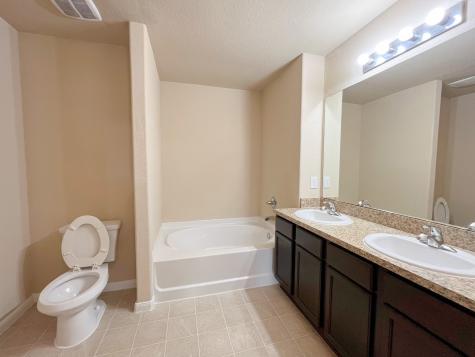 613 27th Avenue N Texas City TX 77590