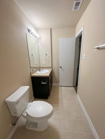 613 27th Avenue N Texas City TX 77590
