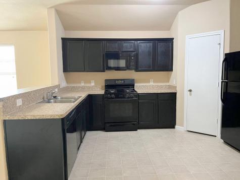 613 27th Avenue N Texas City TX 77590