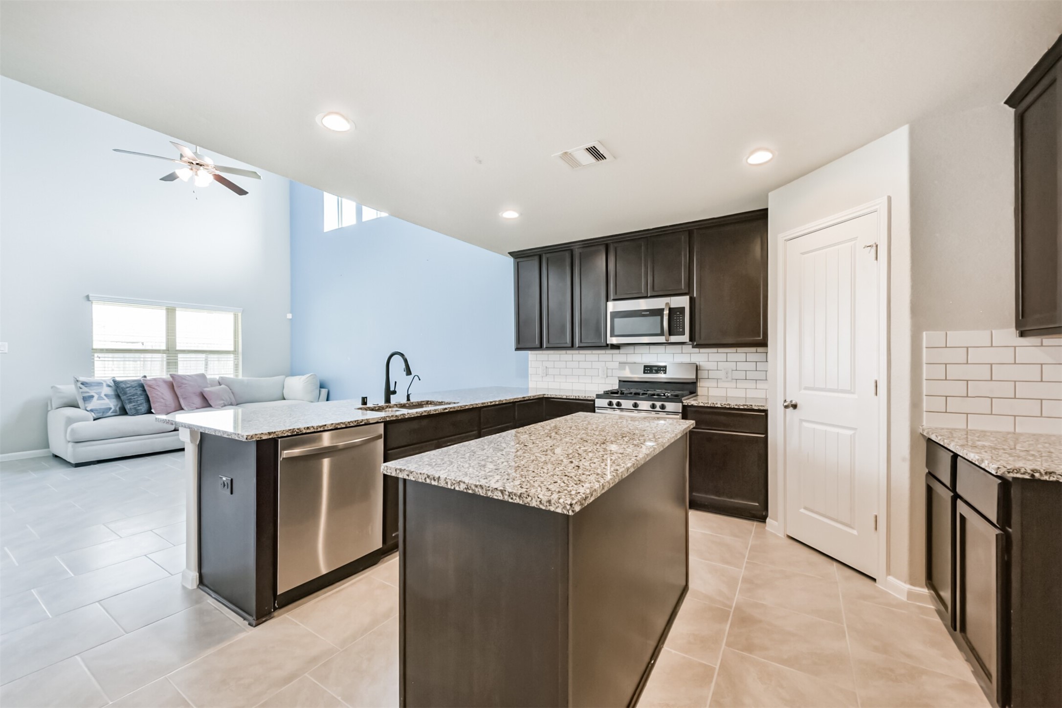 2731 Bergen Bay Lane Fresno TX 77545