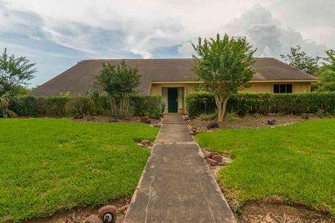 990 Brandywine Street Beaumont TX 77706