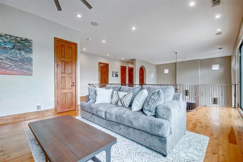 516 West 9th Street Houston TX 77007