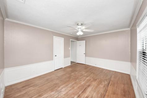 7722 Elm Street Houston TX 77023