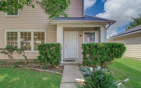 15850 E Park Court Houston TX 77082