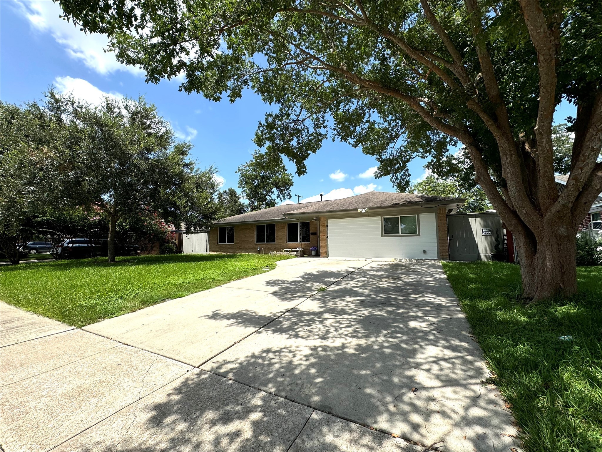 9114 Lugary Drive Houston TX 77074