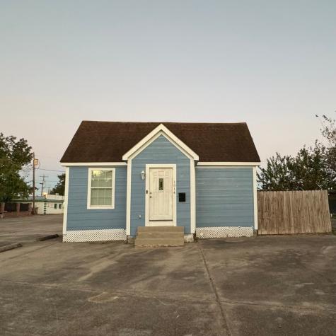 1014 N Commerce Street Baytown TX 77520