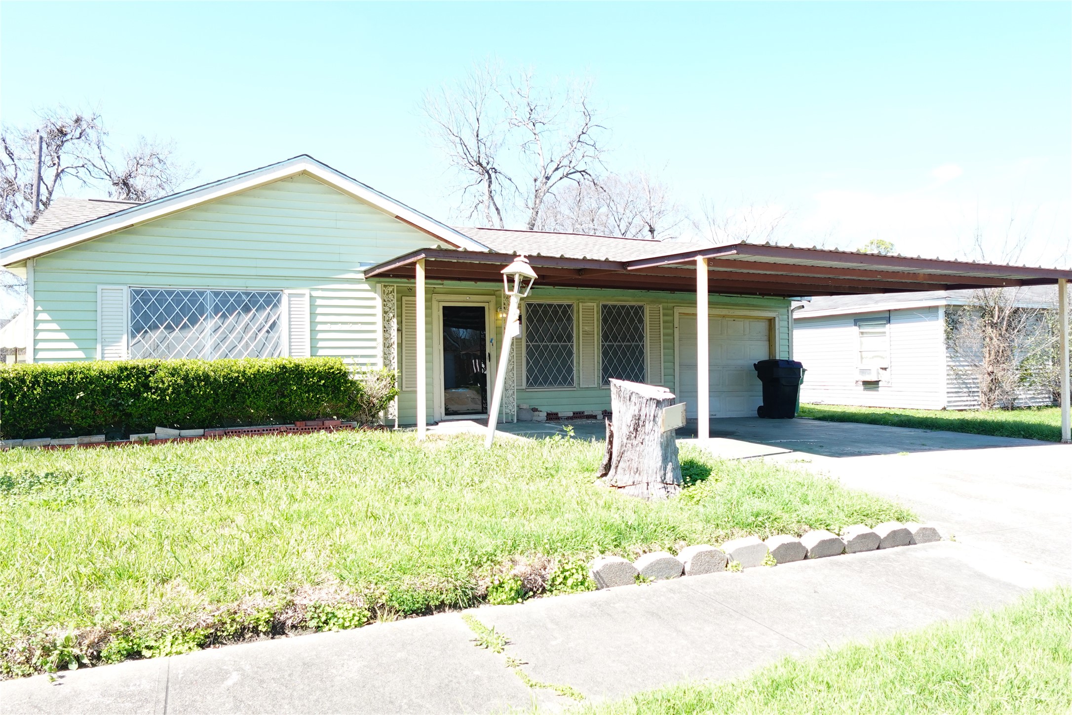 4323 Herridge Street Houston TX 77022