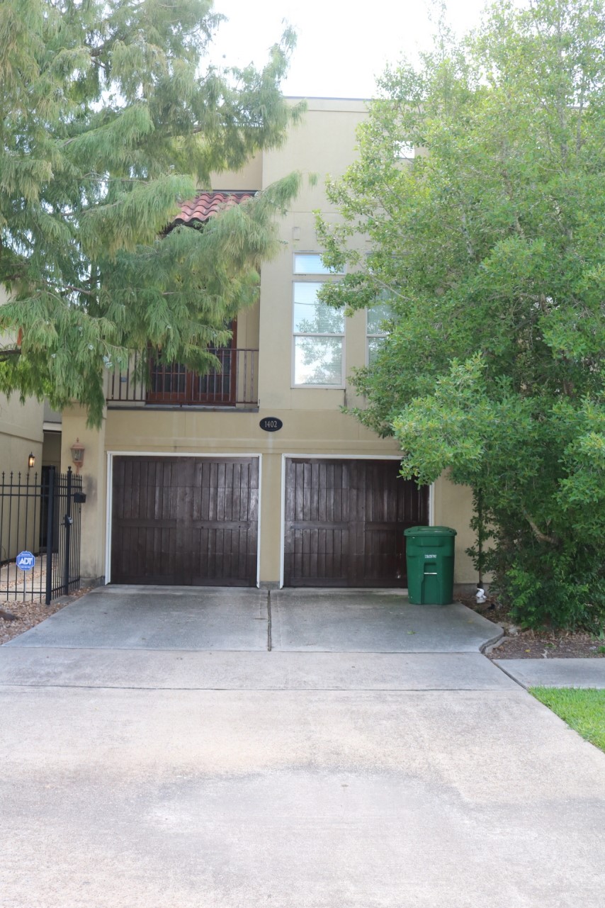 1402 Asbury Street Houston TX 77007