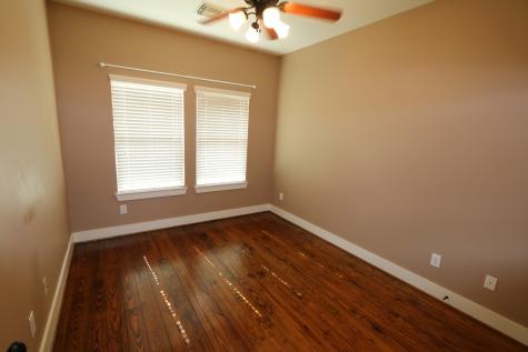 1402 Asbury Street Houston TX 77007