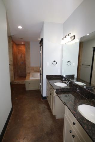 1402 Asbury Street Houston TX 77007