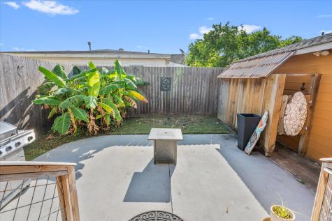 2506 40th Street Galveston TX 77550