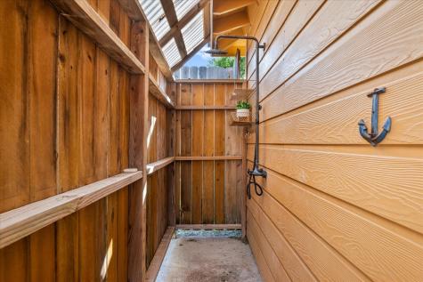 2506 40th Street Galveston TX 77550