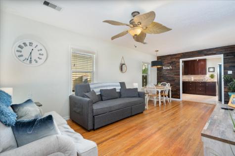 2506 40th Street Galveston TX 77550
