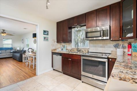 2506 40th Street Galveston TX 77550