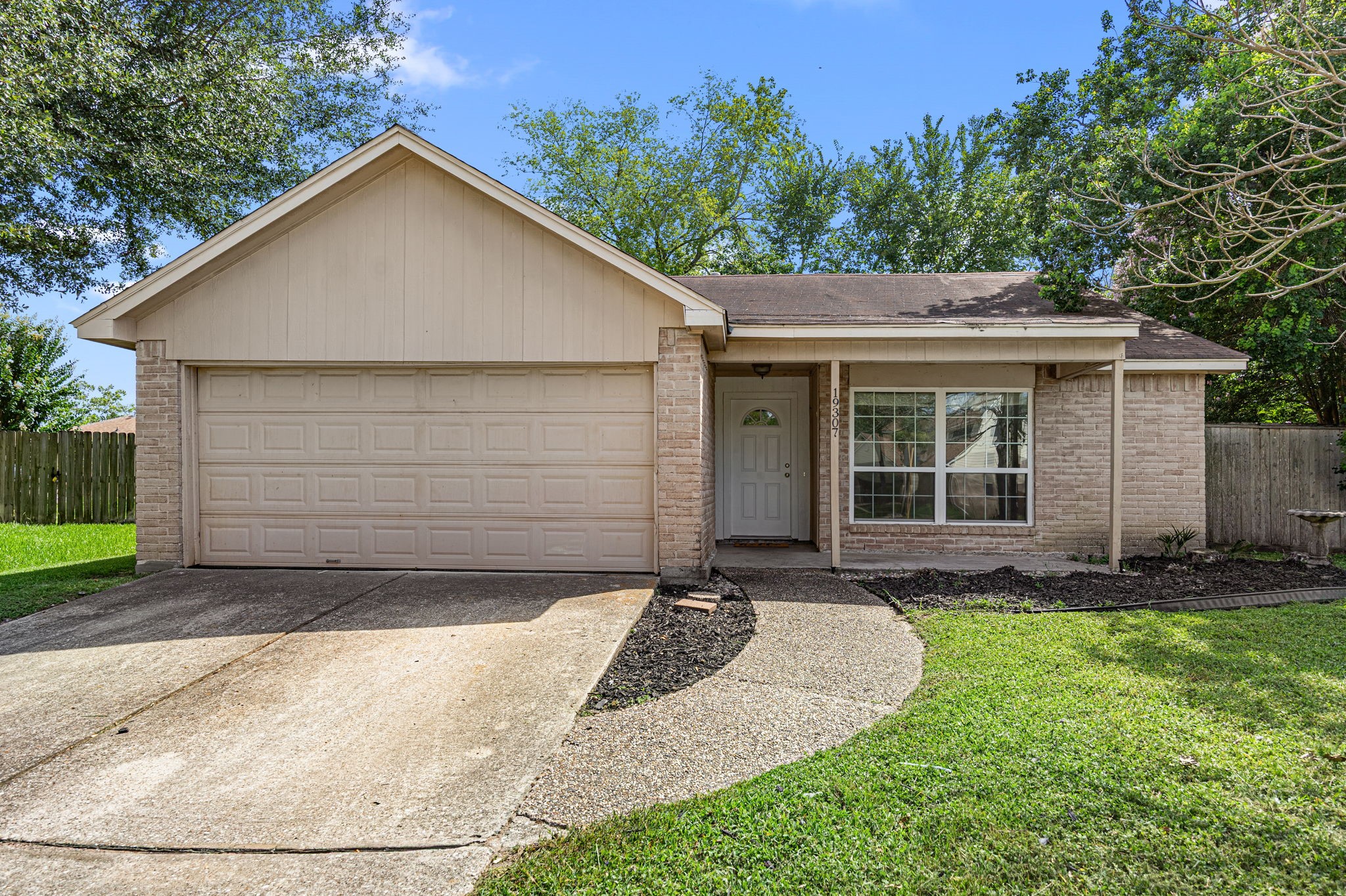 19307 Gladewater Court Tomball TX 77375