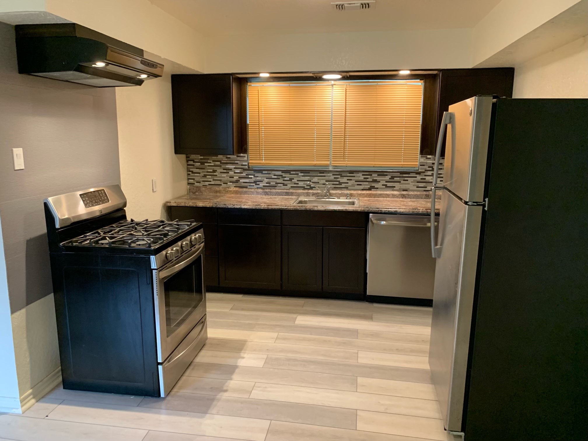 2718 Greenbriar Street Dickinson TX 77539