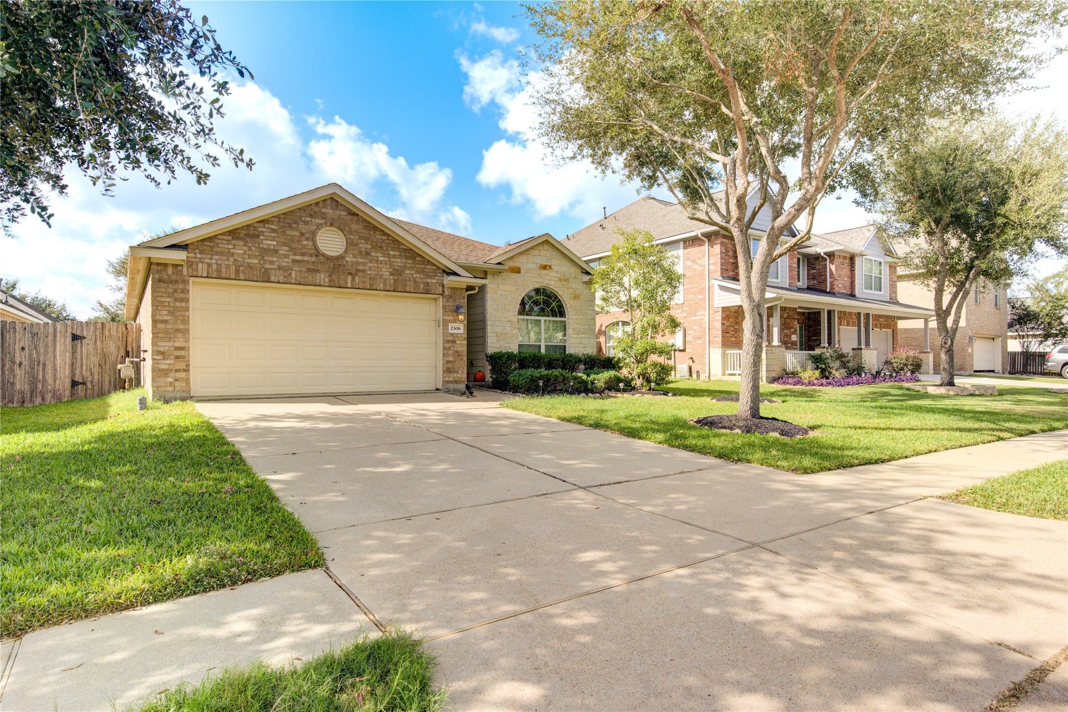 2306 Canyon Springs Drive Pearland TX 77584