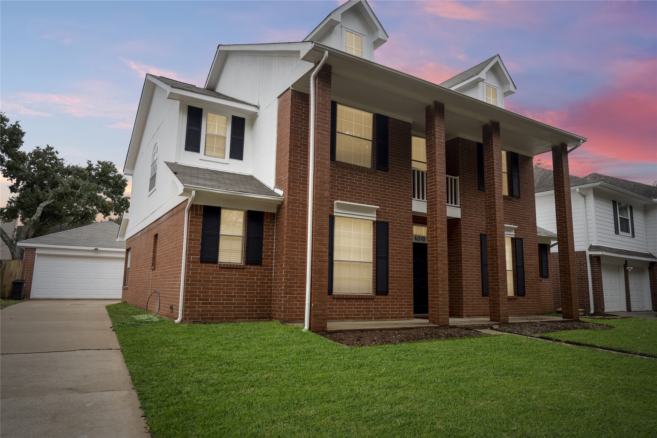 6310 Laurel Bush Lane Sugar Land TX 77479