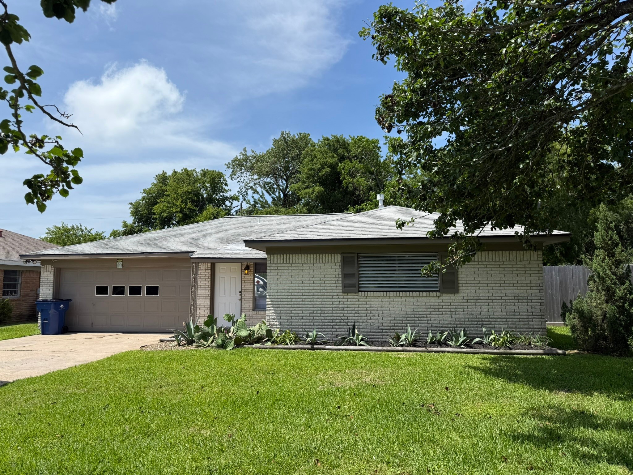 2802 8th Avenue N Texas City TX 77590