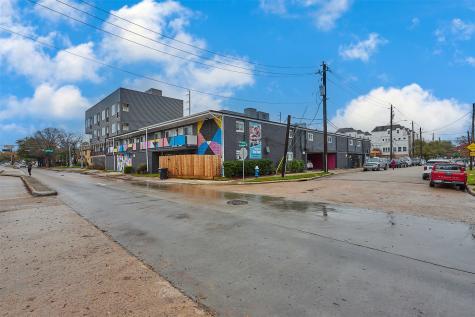 1840 Richmond Avenue 32 Houston TX 77098