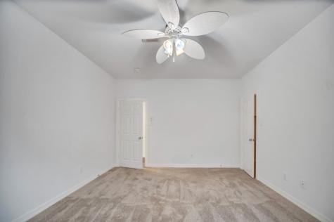 1826 Parklake Village Katy TX 77450