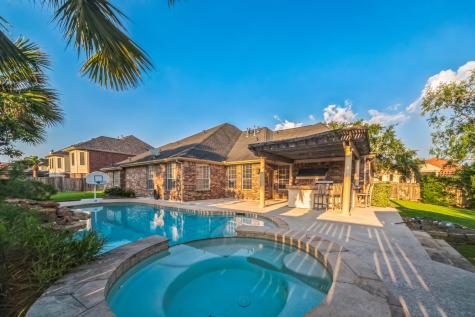 1826 Parklake Village Katy TX 77450