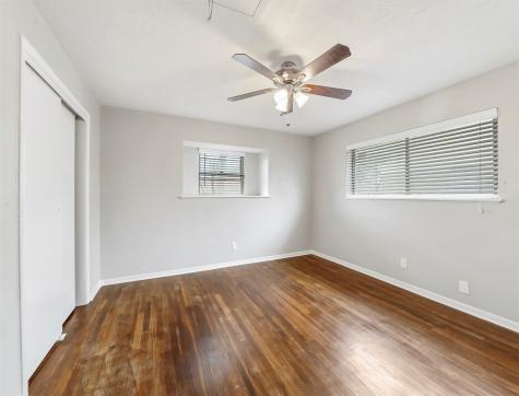 5807 Burlinghall Drive Houston TX 77035
