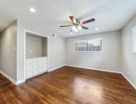 5807 Burlinghall Drive Houston TX 77035