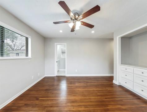 5807 Burlinghall Drive Houston TX 77035