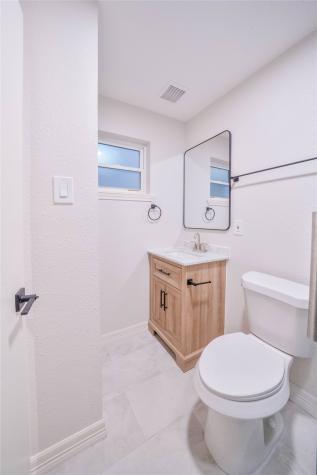 2703 Mason Street 2bd Houston TX 77006