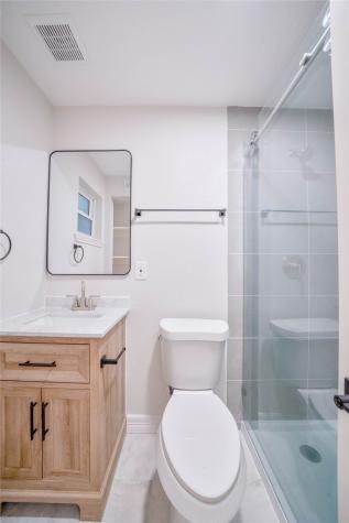 2703 Mason Street 2bd Houston TX 77006